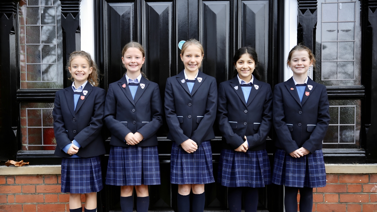 £200 UK School Uniform Grant 2025 How to Qualify Apply and Get Help from the Government